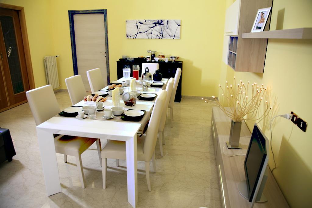 Bed & Breakfast The Empire 3*